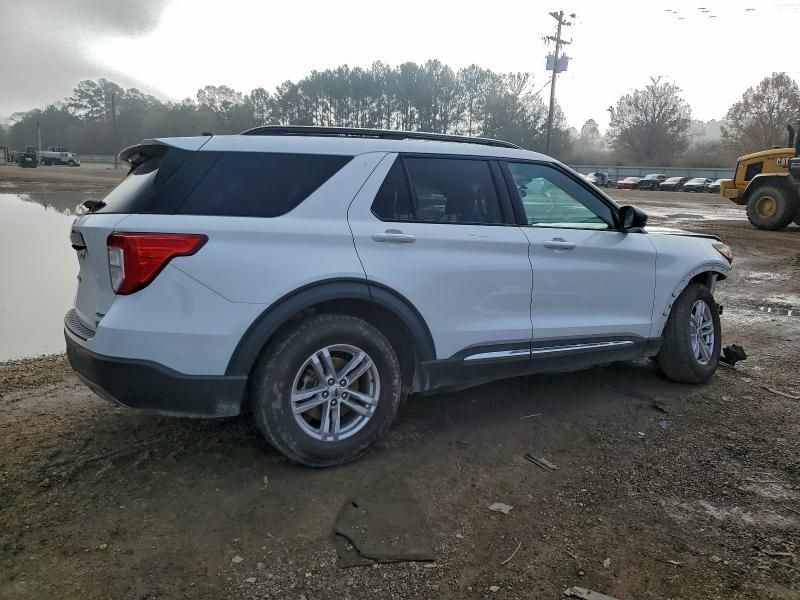 2023 Ford Explorer xlt