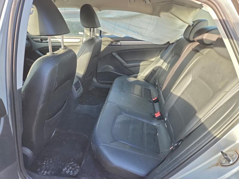 2014 Volkswagen Passat s