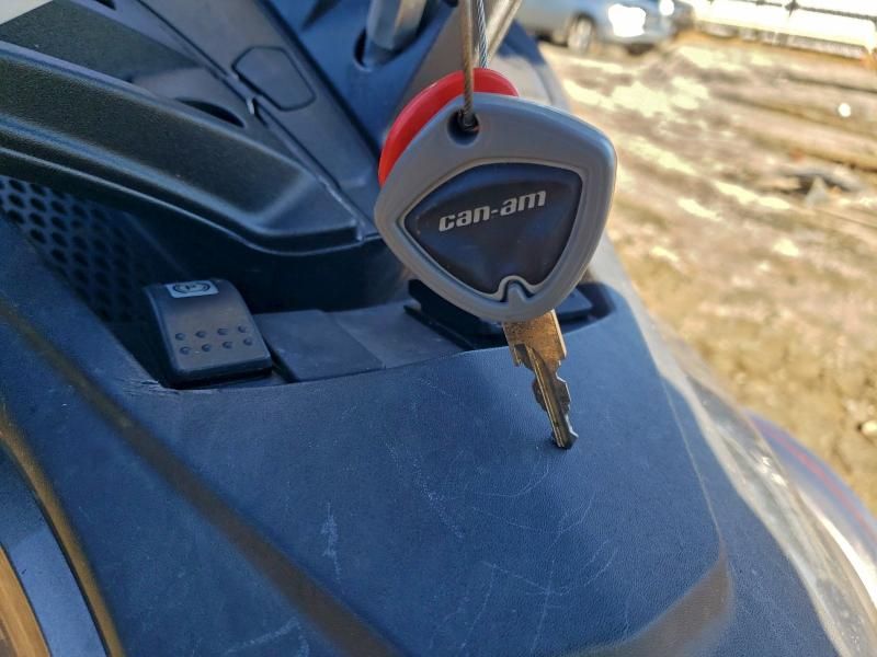 2013 Can-Am Spyder Roadster ST