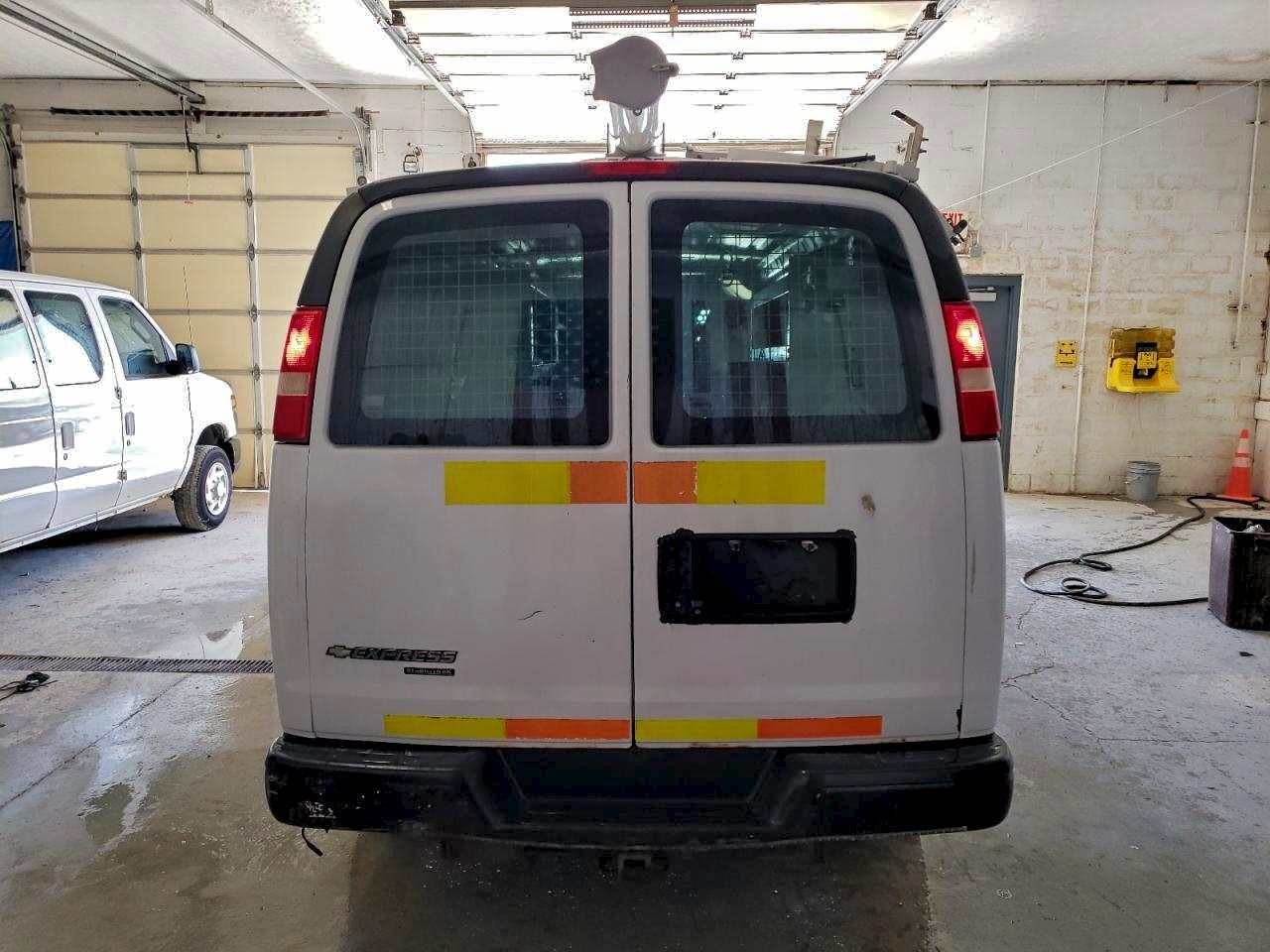 2013 Chevrolet Express G2500