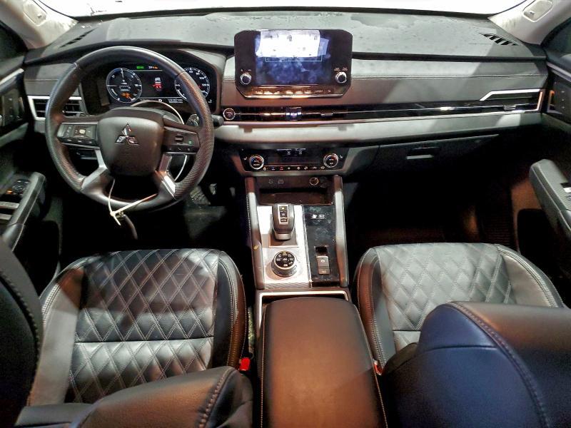2023 Mitsubishi Outlander sel