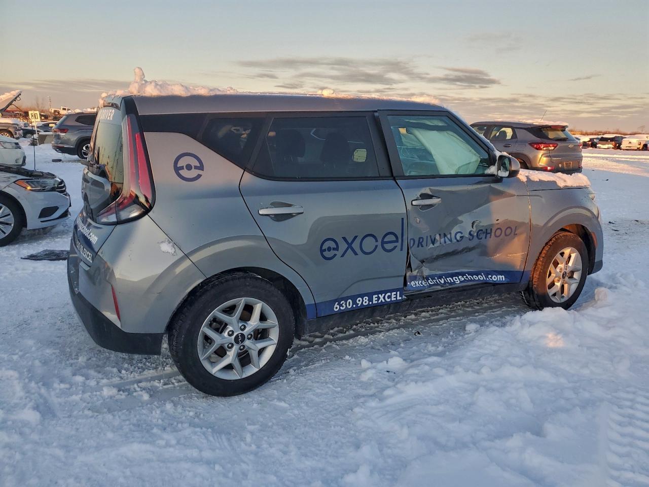 2024 KIA Soul lx