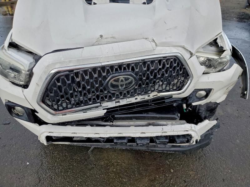 2018 Toyota Tacoma Double cab