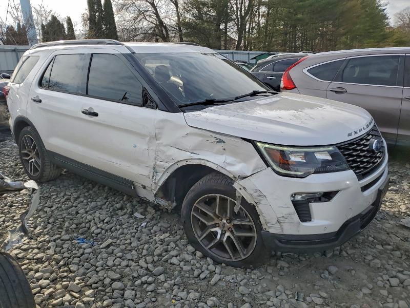 2019 Ford Explorer Sport