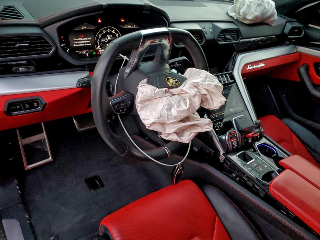 2022 Lamborghini Urus