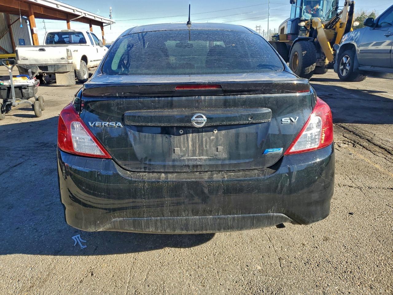 2016 Niss Versa 1.6 sv