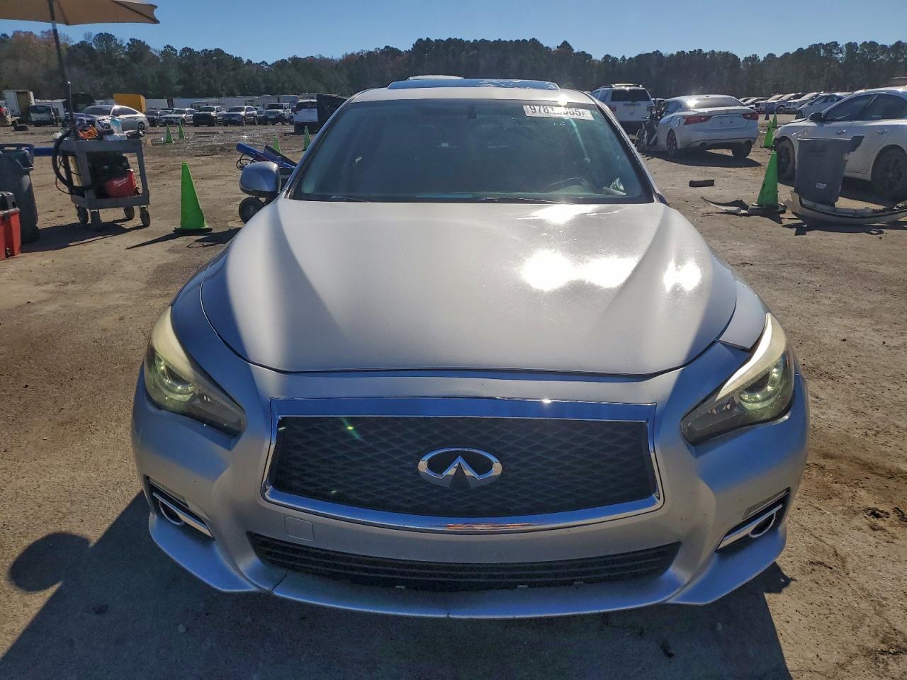 2015 Infiniti Q50 Base