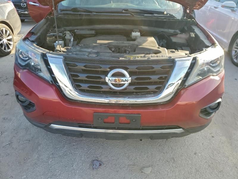 2017 Nissan Pathfinder s