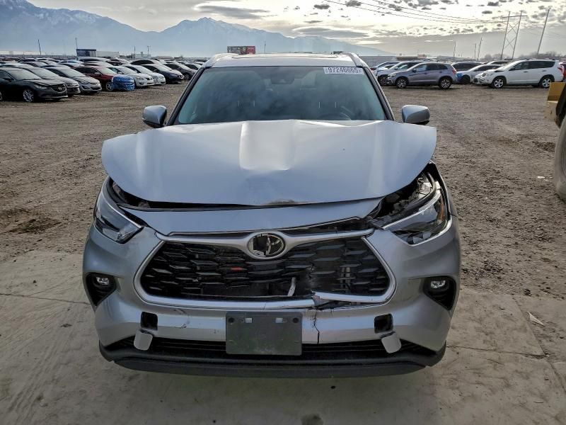 2023 Toyota Highlander l