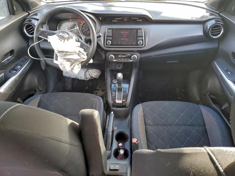 2018 Nissan Kicks s