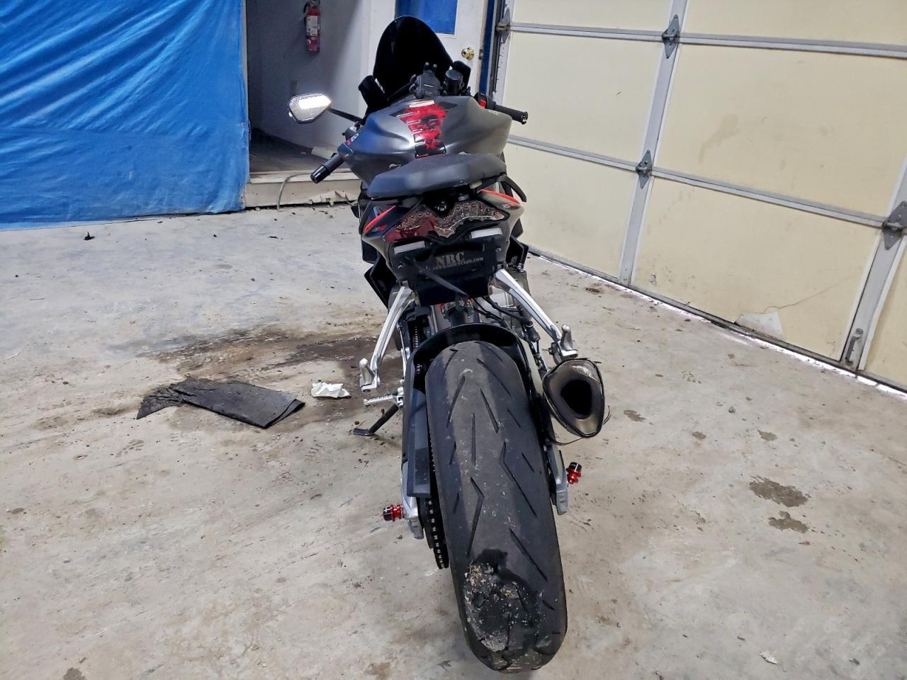 2021 Aprilia RS 660