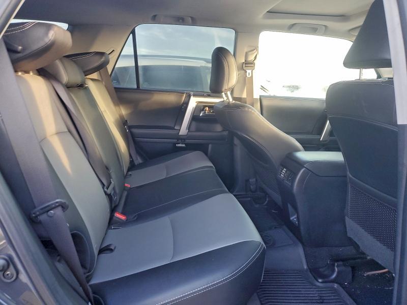2024 Toyota 4runner Sr5/sr5 Premium