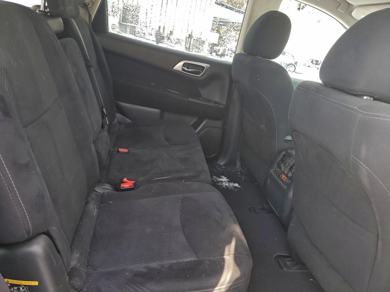 2015 Nissan Pathfinder s