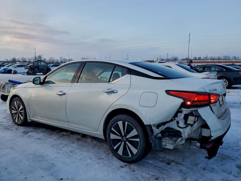2021 Nissan Altima sl