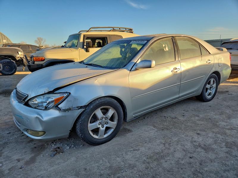 2004 Toyota Camry se