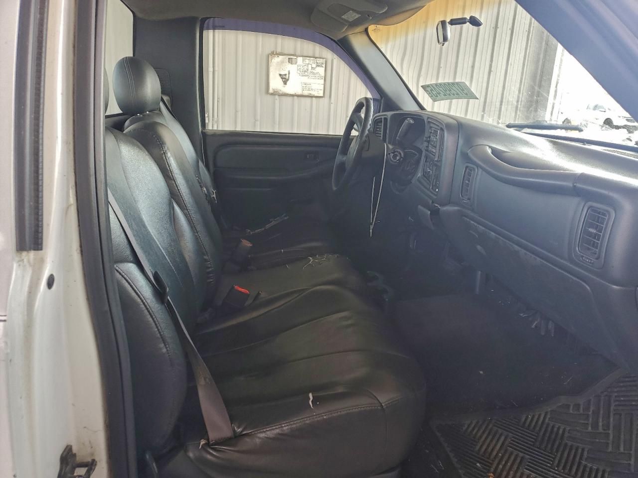 1999 GMC New Sierra C1500