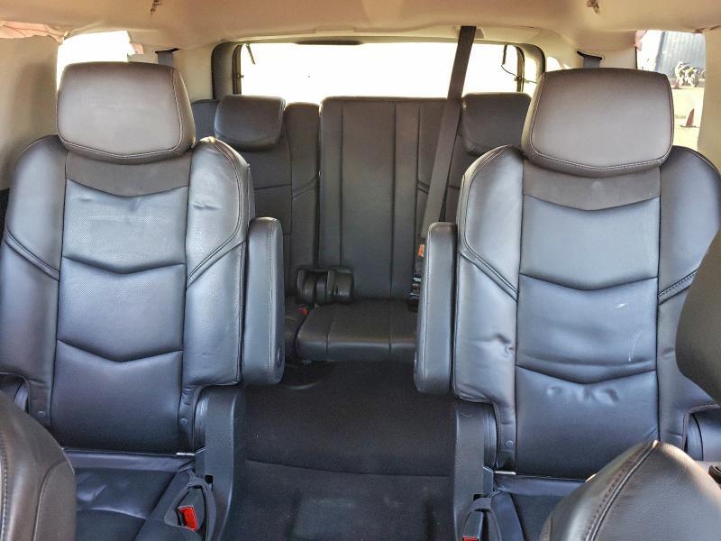 2018 Cadillac Escalade Luxury
