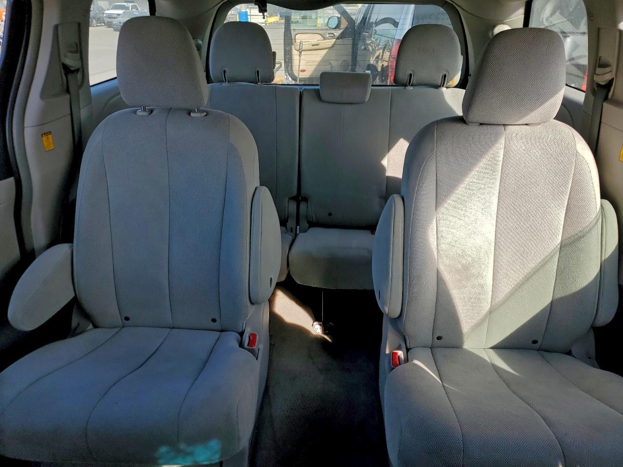 2012 Toyota Sienna Base