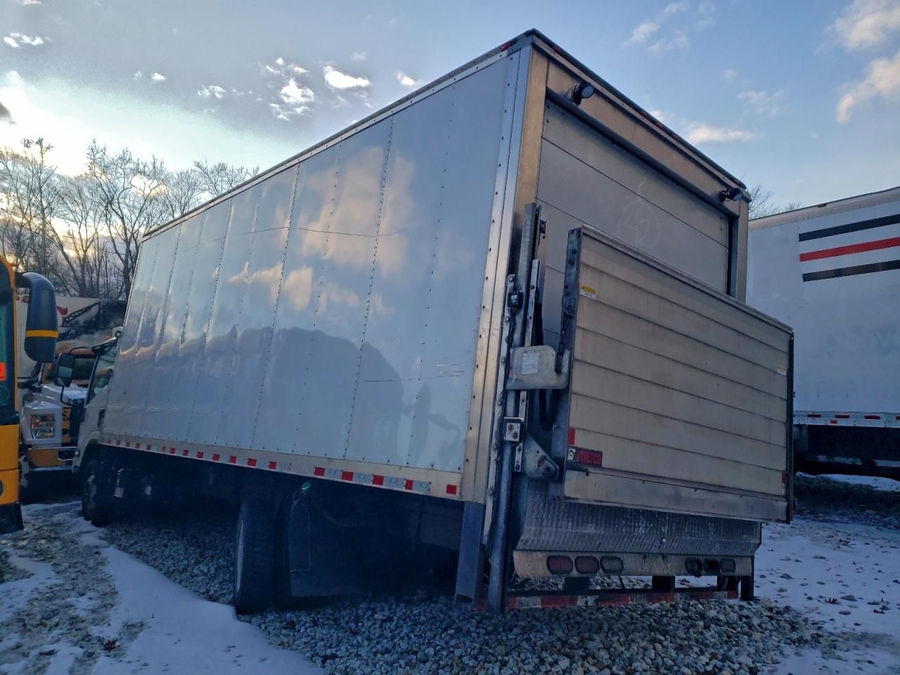 2021 Chevrolet 5500HD Refrigerated BOX Truck