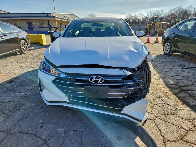 2019 Hyundai Elantra se