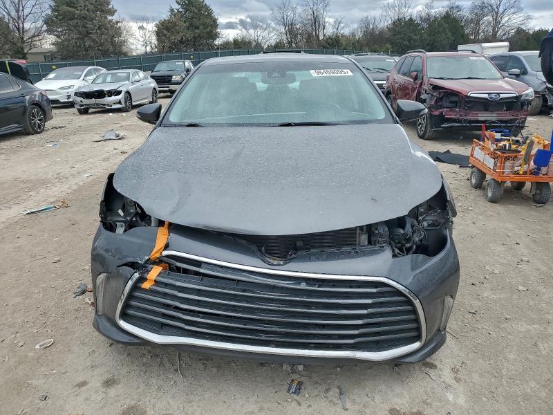 2016 Toyota Avalon xle