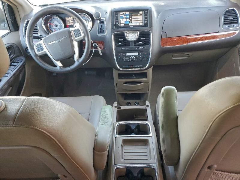 2015 Chrysler Town & Country Touring