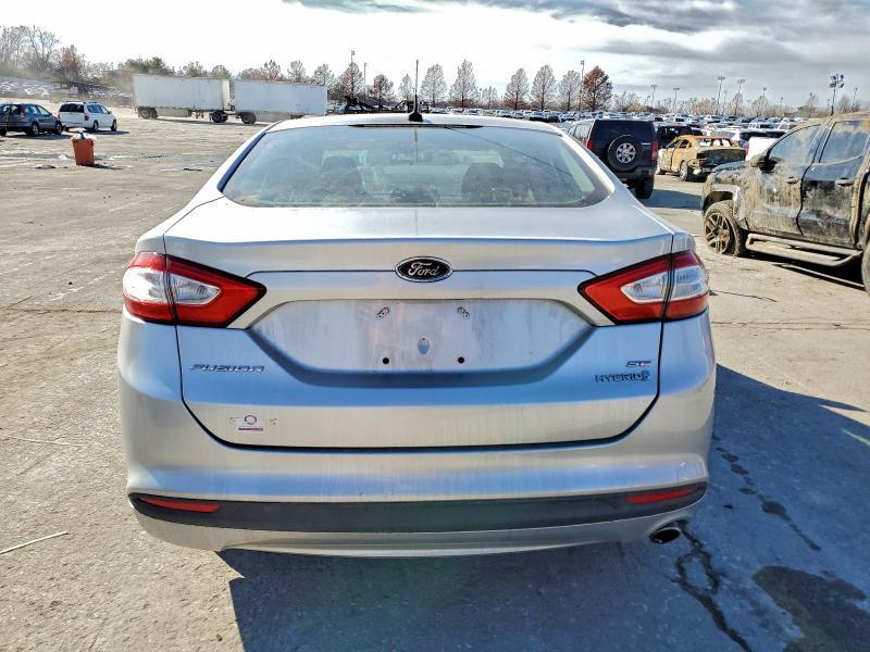 2013 Ford Fusion se Hybrid