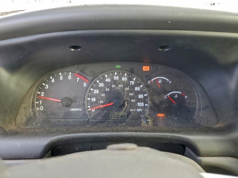 2000 Chevrolet Tracker