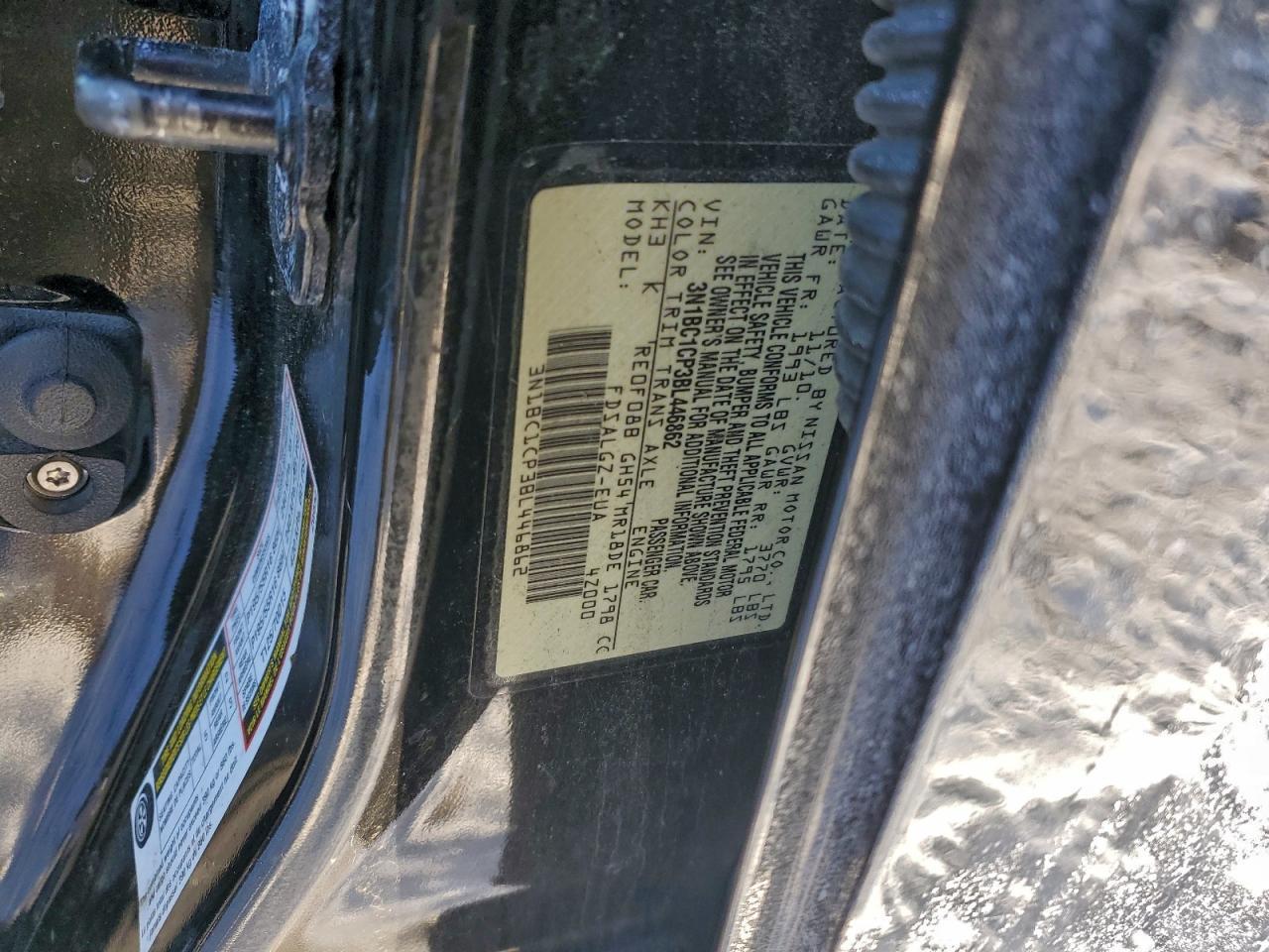 2011 Nissan Versa s