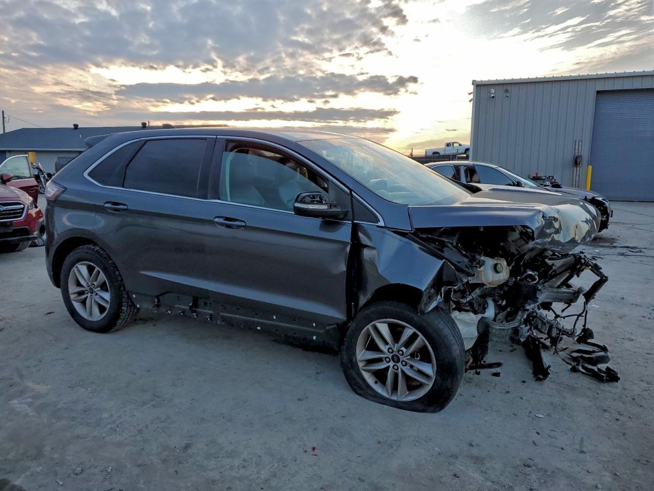 2017 Ford Edge sel