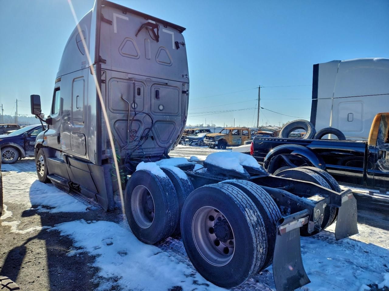 2018 Freightliner Cascadia 125 Semi Truck