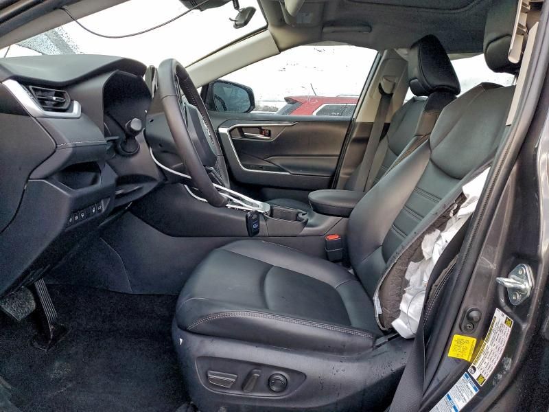 2022 Toyota Rav4 xle Premium