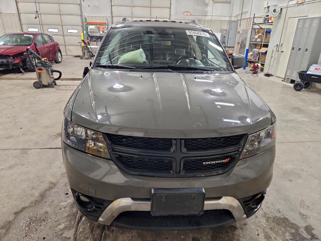 2020 Dodge Journey Crossroad