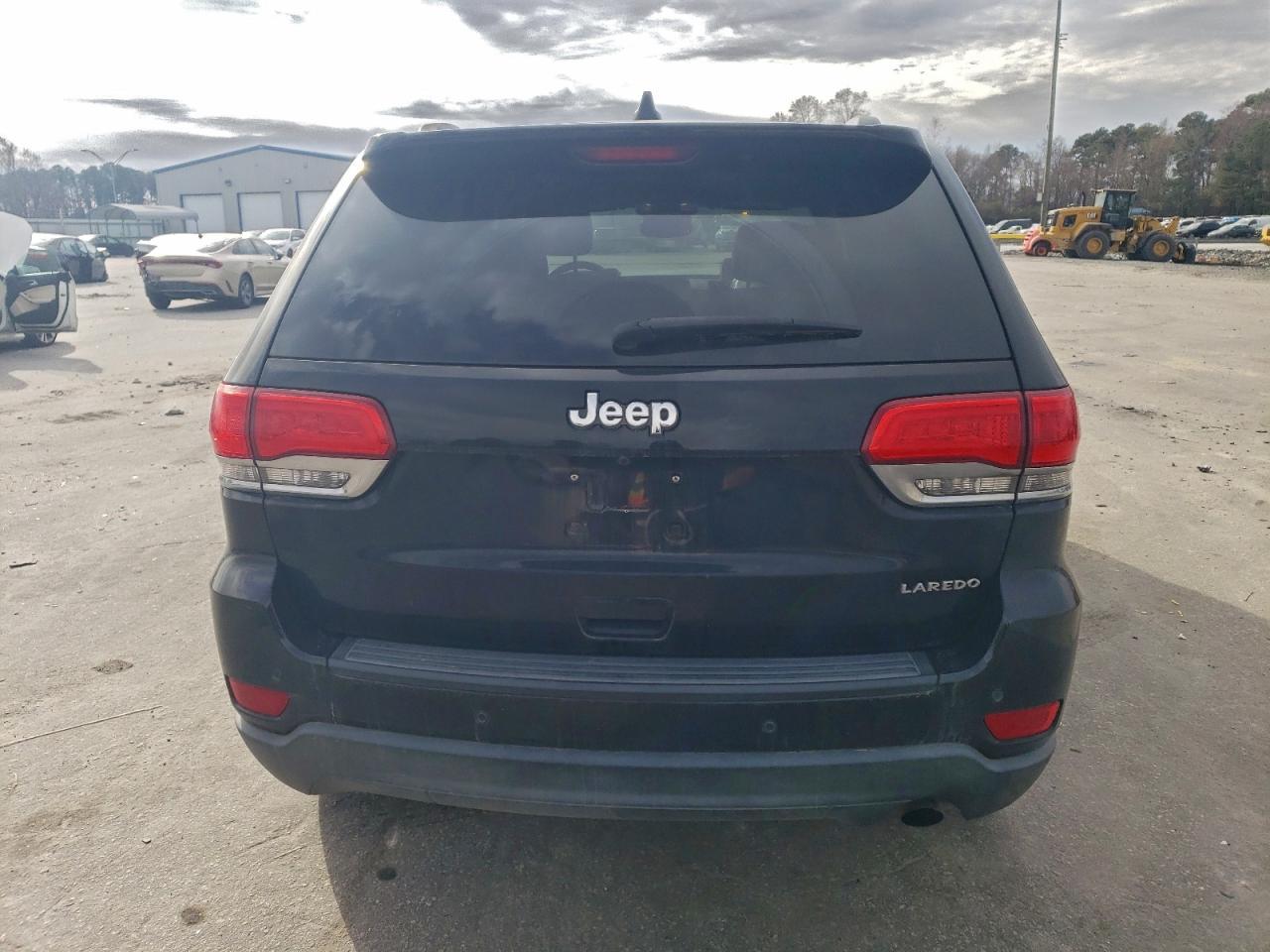 2019 Jeep Grand Cherokee Laredo