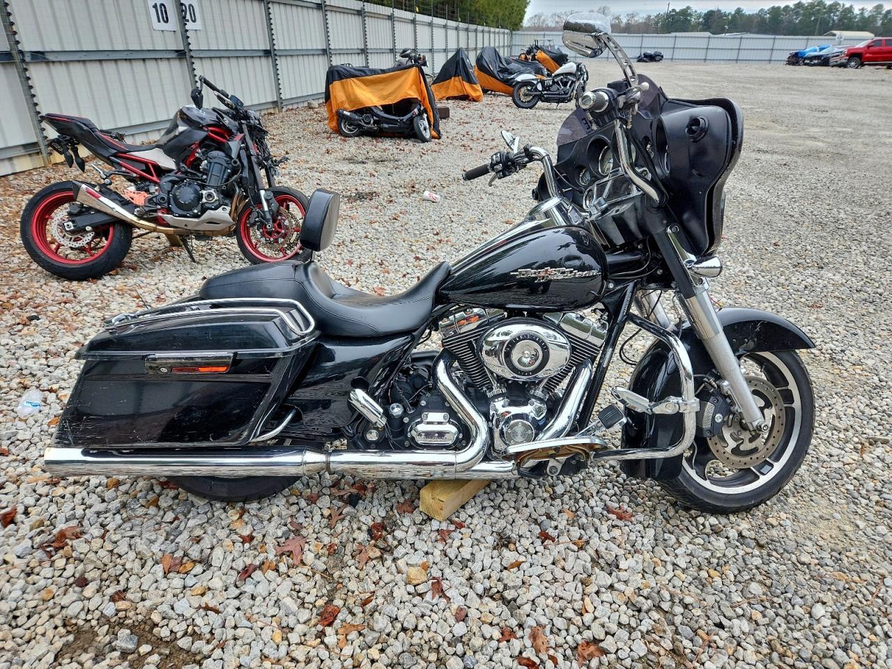 2010 Harley-Davidson Flhx