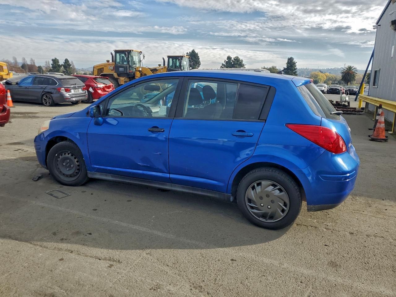 2008 Niss Versa 1.8 s