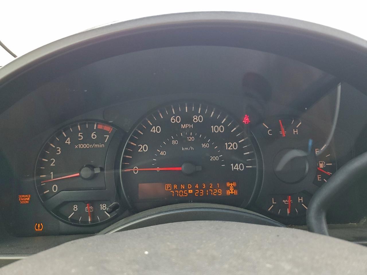 2004 Nissan Titan XE