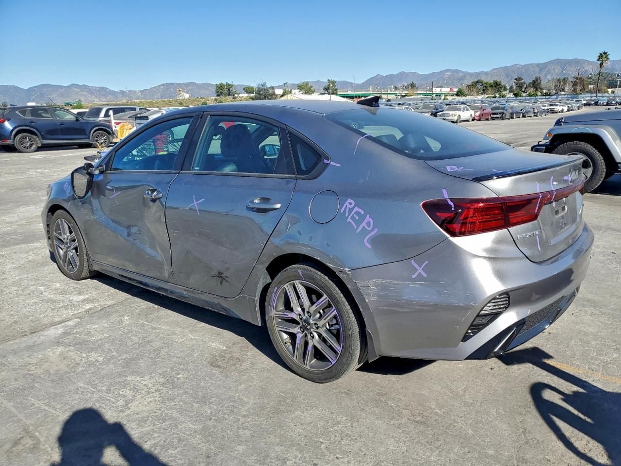 2024 KIA Forte gt Line