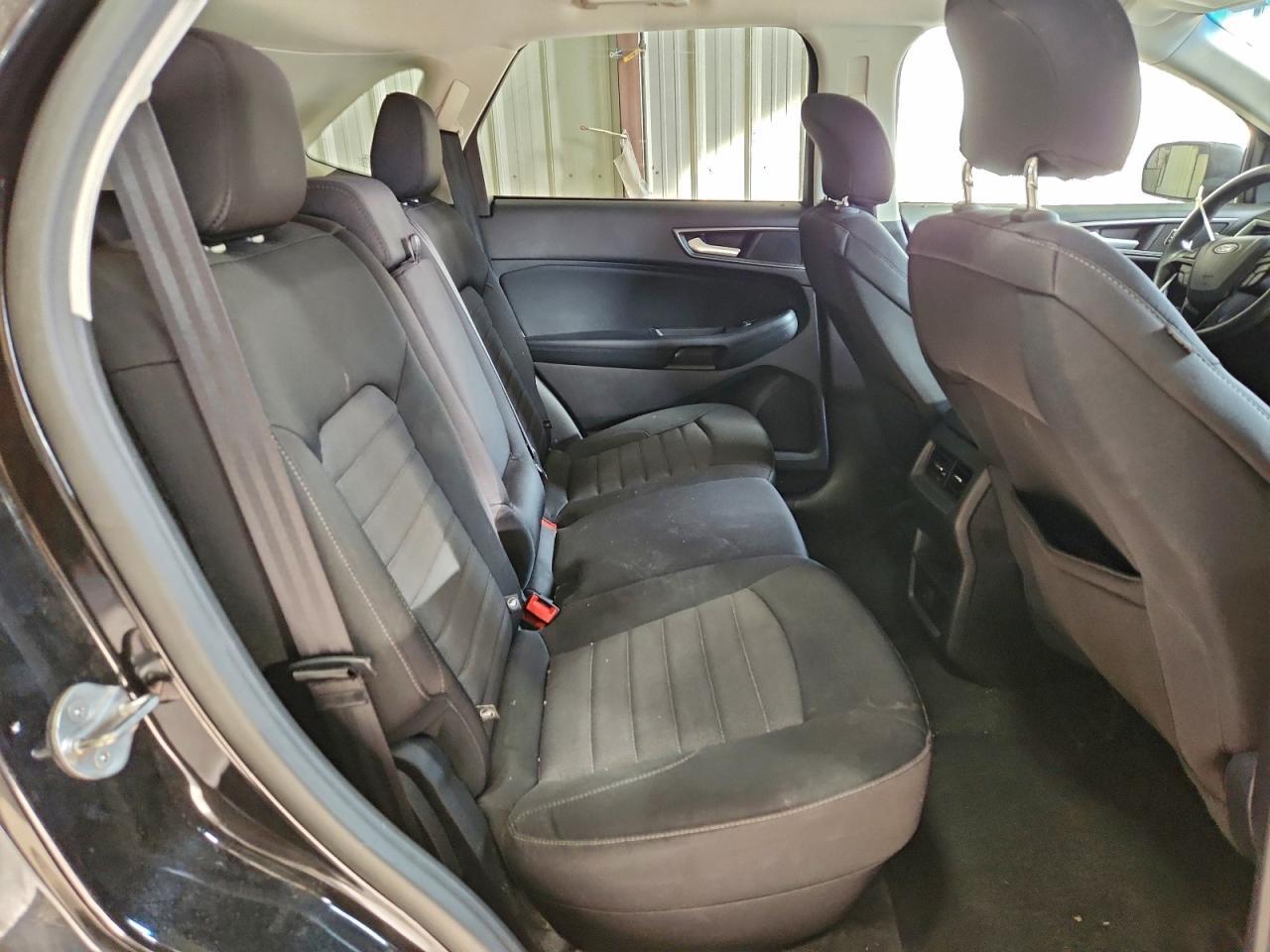 2015 Ford Edge se