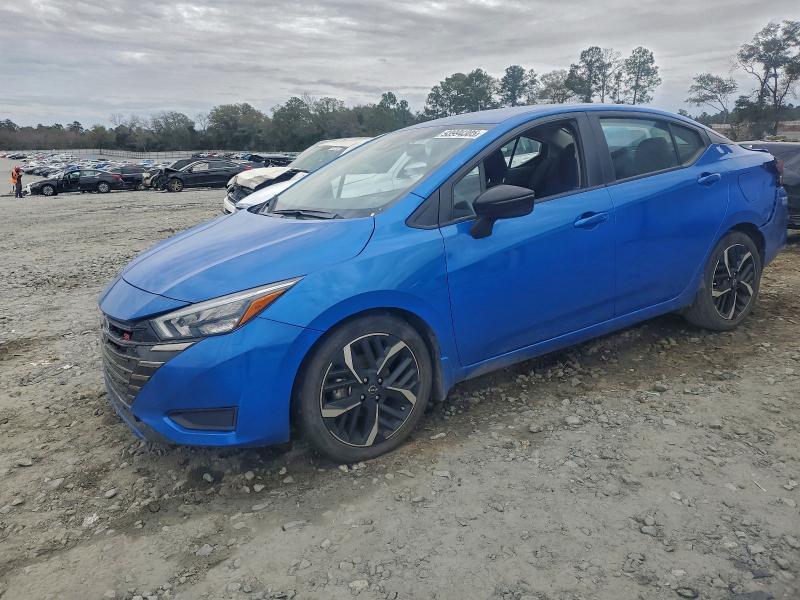 2023 Nissan Versa sr