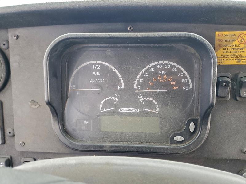 2012 Freightliner MT45G Delivery Truck