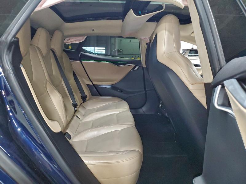2015 Tesla Model s P85d