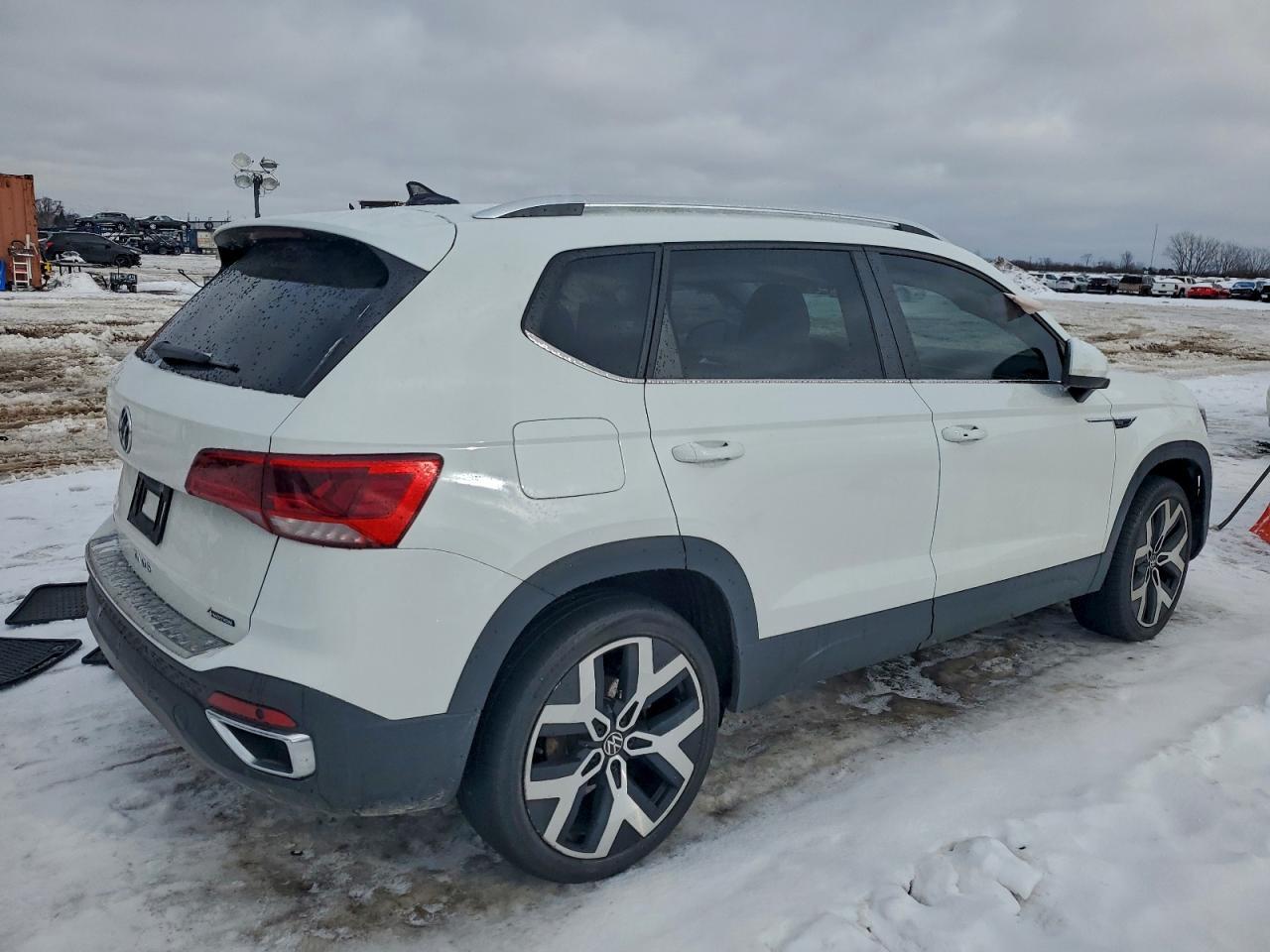 2022 Volkswagen Taos sel