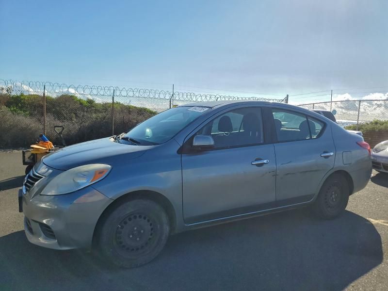 2014 Nissan Versa S