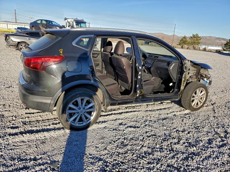 2017 Nissan Rogue Sport s