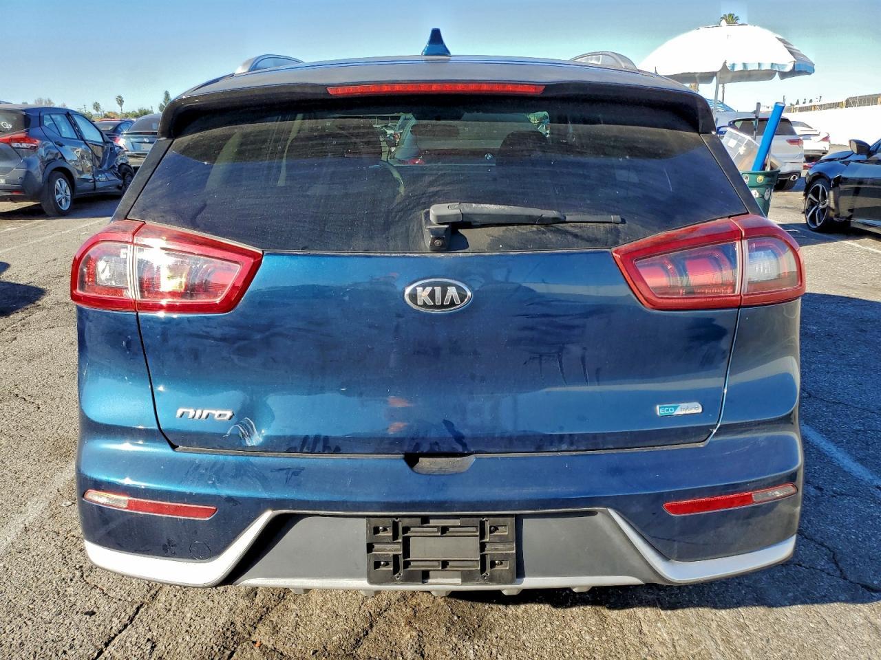2017 KIA Niro fe