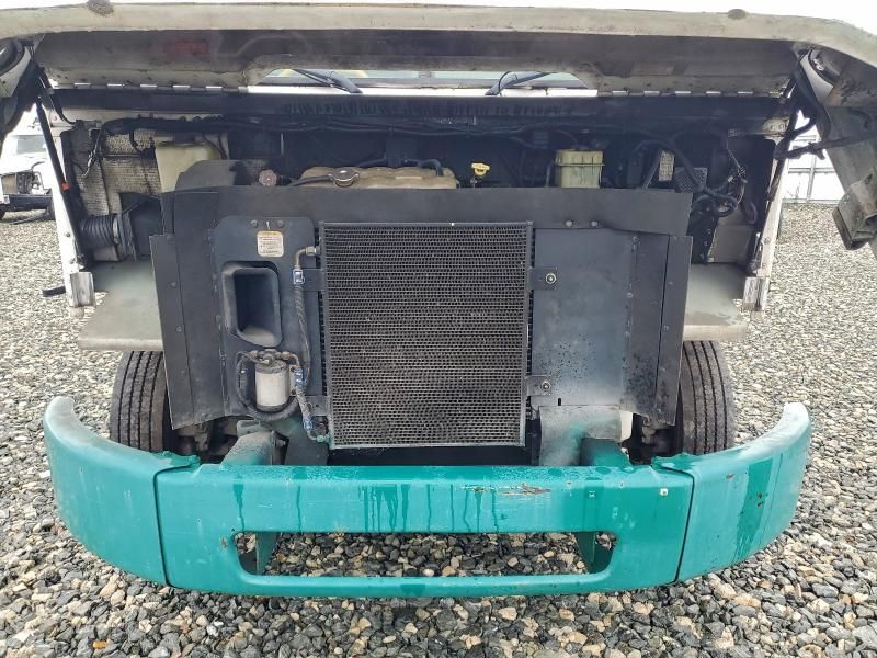 2012 Freightliner MT45G Delivery Truck