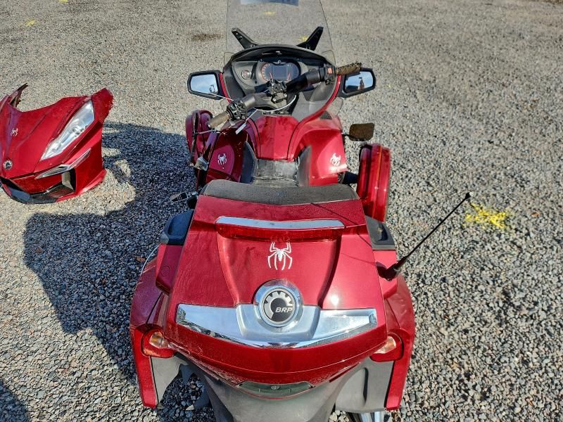 2016 Can-Am Spyder Roadster RT