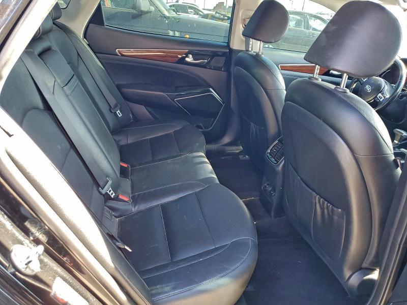 2018 KIA Cadenza Premium