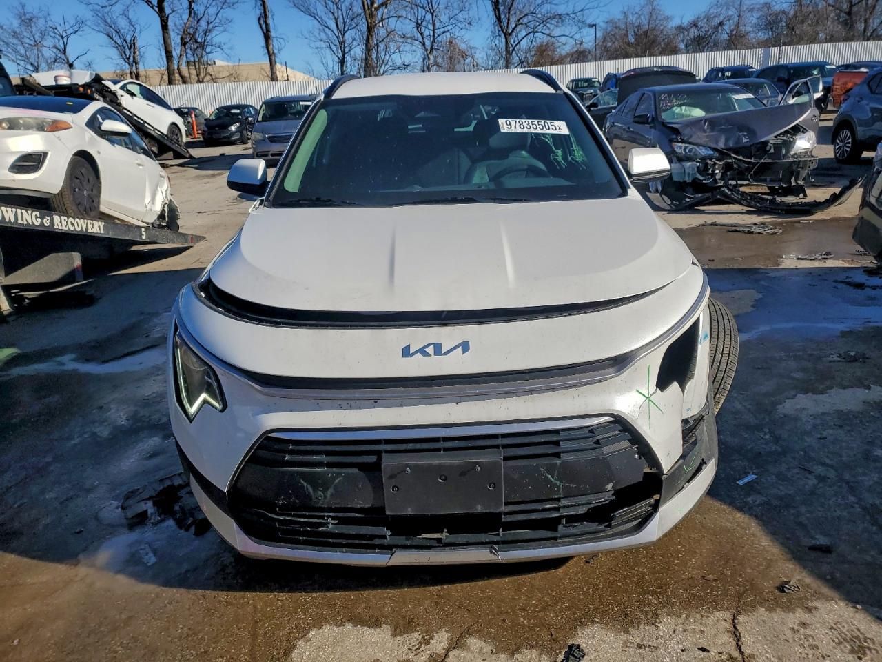 2025 KIA Niro lx